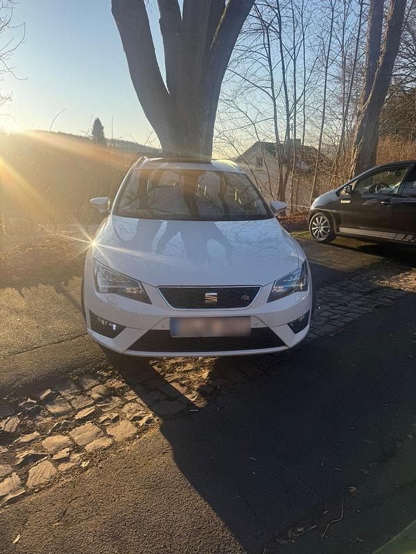 Gebraucht Seat Leon ST 184 PS (135 kW) 2015 Weiß Kombi