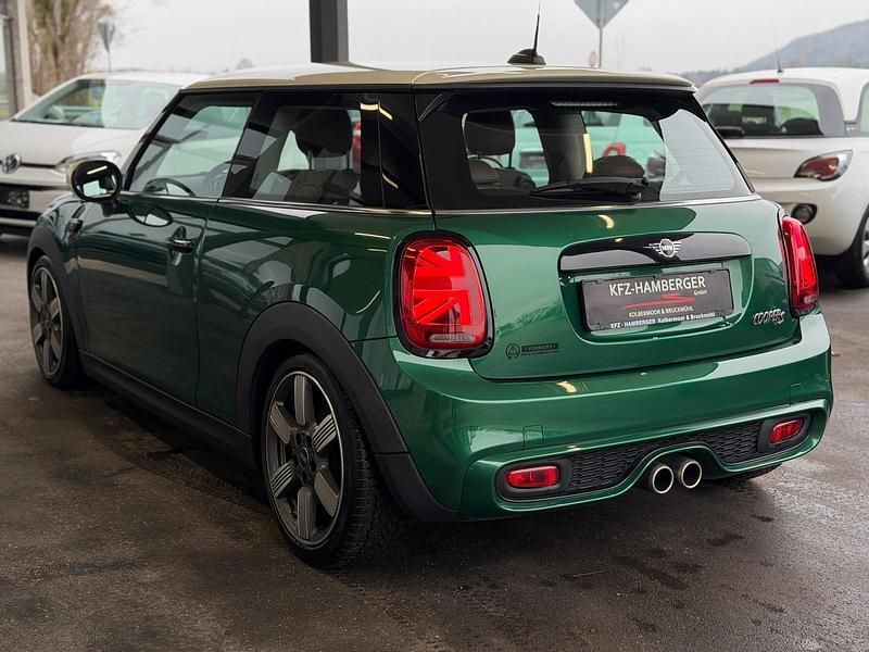 Second-hand Mini Cooper S 192 CP (141 kW) 2019 Verde Hatchback