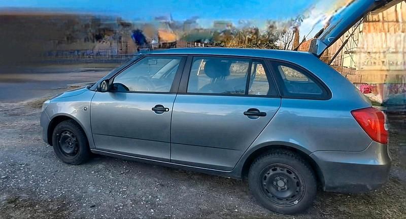 Gebraucht Skoda Fabia 2013 Grau Kombi