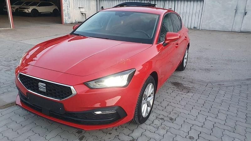 Gebraucht Seat Leon Style 110 PS (80 kW) 2020 Rot Limousine