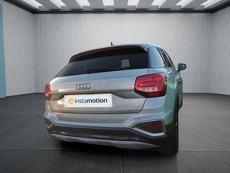 Używany Audi Q2 150 KM (110 kW) 2025 Srebrny SUV