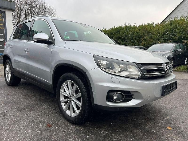 Silber Gebraucht 2012 VW Tiguan Style SUV | 10.900 € (Fairer Preis) - Bild 1/4