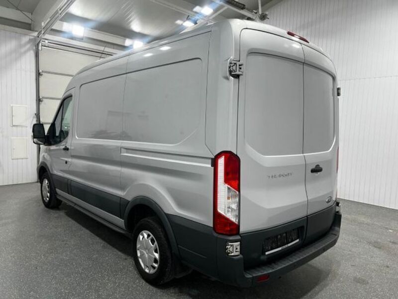 Second-hand Ford Transit 105 CP (77 kW) 2018 Argintiu Van
