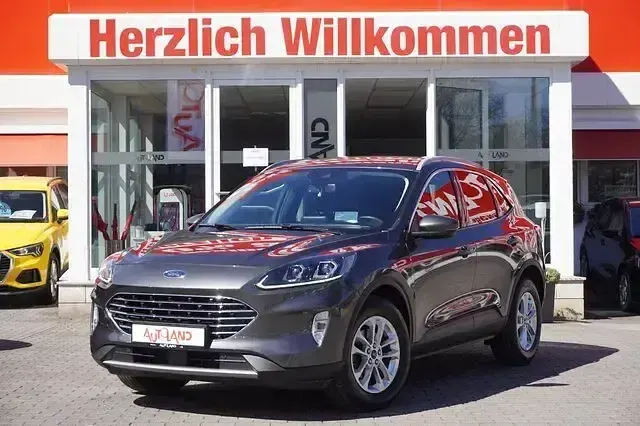 Gebraucht Ford Kuga Titanium 150 PS (110 kW) 2022 Grau SUV