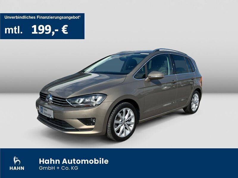 Gold Gebraucht 2017 VW Golf Sportsvan Highline Van / Kleinbus | 16.430 € (Etwas zu teuer) - Bild 1/3