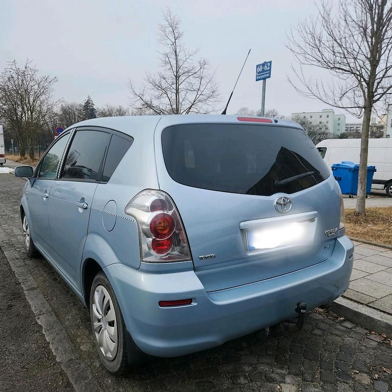 Gebraucht Toyota Corolla Verso 177 PS (130 kW) 2006 Grau Van / Kleinbus