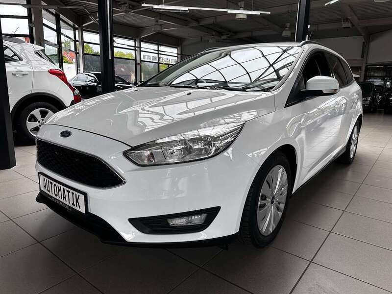 Weiß Gebraucht 2015 Ford Focus Business Edition Kombi | 6.890 € (Fairer Preis) - Bild 1/4
