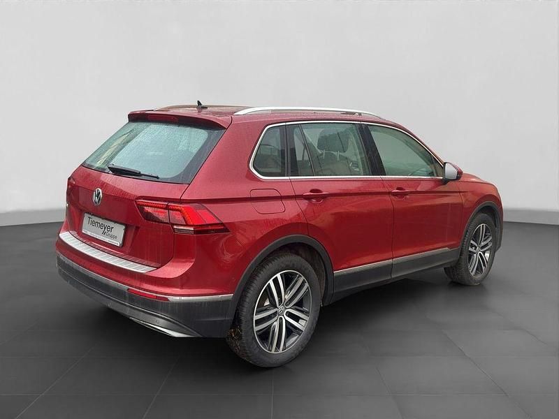 Gebraucht VW Tiguan Highline 220 PS (161 kW) 2017 Rot SUV
