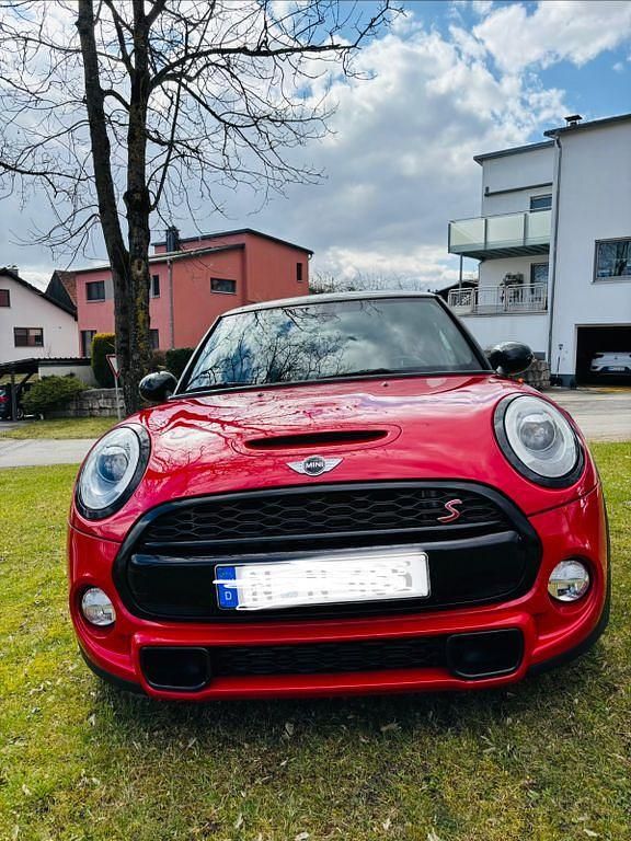 Gebraucht Mini Cooper S 192 PS (141 kW) 2018 Rot Kleinwagen