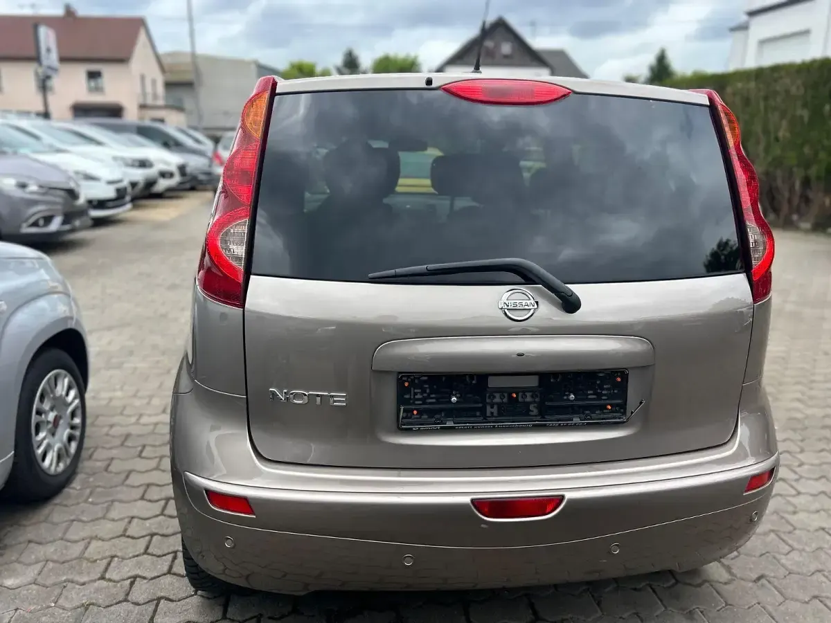 Gebraucht Nissan Note I-Way 88 PS (64 kW) 2012 Braun Kleinwagen