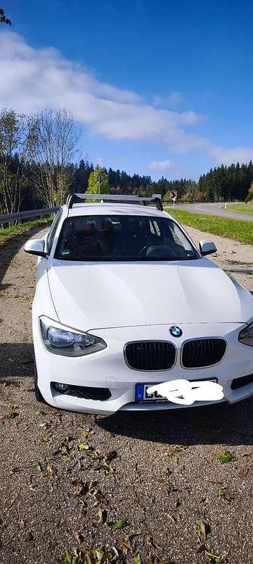 Gebraucht BMW 116 Sport Line 116 PS (85 kW) 2015 Weiß Kleinwagen