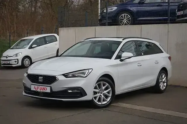 Gebraucht Seat Leon 150 PS (110 kW) 2022 Weiss
