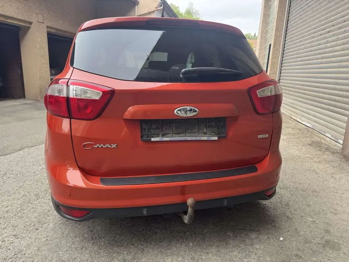 Gebraucht Ford C-MAX Trend 116 PS (85 kW) 2011 Marsrot metallic Van / Kleinbus