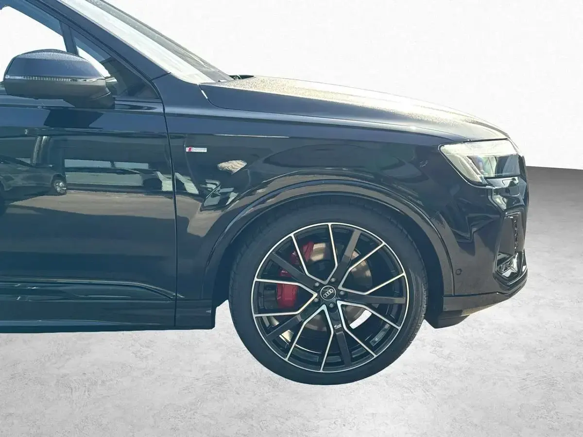 Neu Audi Q7 Business 286 PS (210 kW) 2025 Mythosschwarz metallic SUV