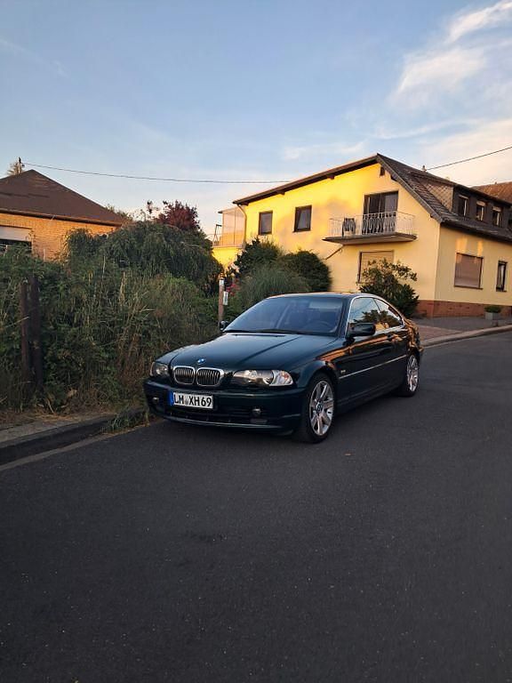 Gebraucht BMW 320 170 PS (125 kW) 2001 Grün Coupé