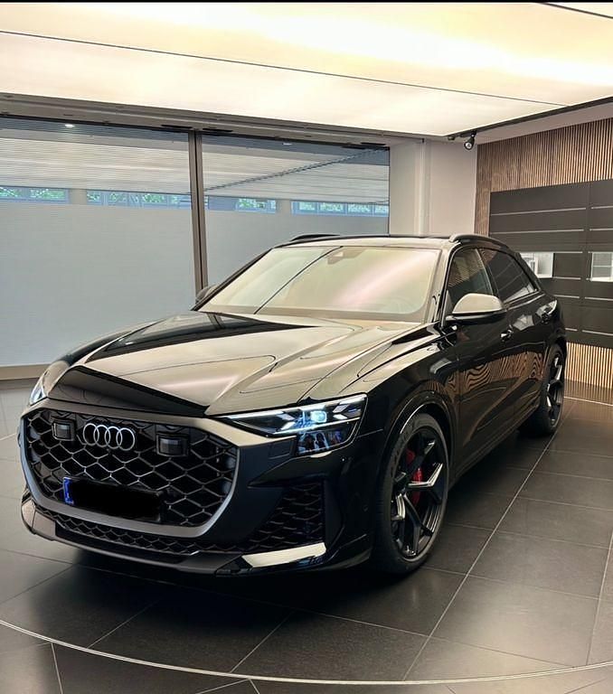 Gebraucht Audi RS Q8 Performance 640 PS (470 kW) 2025 Schwarz SUV