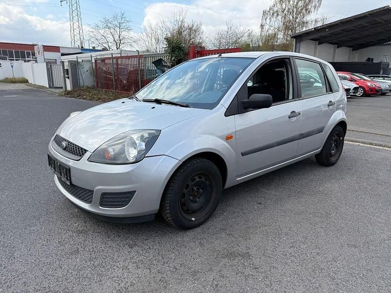 Grau Gebraucht 2007 Ford Fiesta Fun X Kleinwagen | 1.699 € (Guter Preis) - Bild 1/4