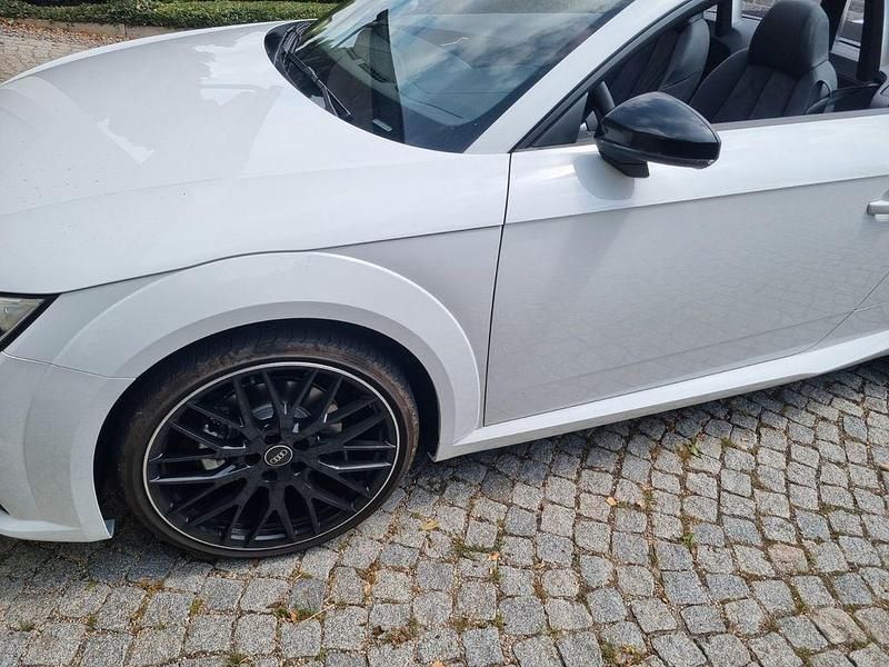 Gebraucht Audi TT Roadster Sport 197 PS (144 kW) 2022 Weiß Cabrio