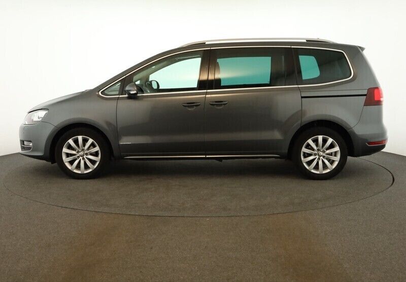 Gebraucht VW Sharan Highline 150 PS (110 kW) 2021 Indiumgrau metallic Van / Kleinbus