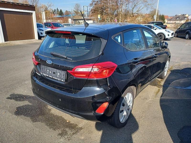 Gebraucht Ford Fiesta Trend 101 PS (74 kW) 2018 Schwarz Kleinwagen