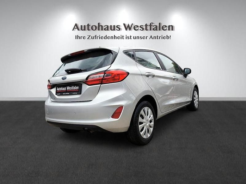 Gebraucht Ford Fiesta Cool & Connect 75 PS (55 kW) 2022 Silber Limousine
