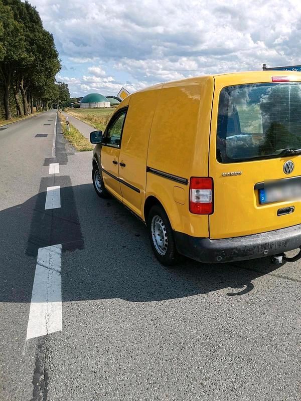 Gebraucht VW T5 69 PS (50 kW) 2010 Gelb Van