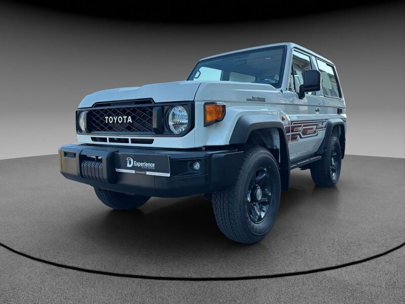 Weiß Neu 2025 Toyota Land Cruiser SUV | 64.990 € (Fairer Preis) - Bild 1/4