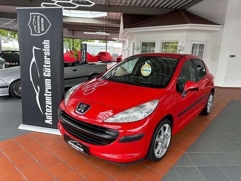 Rot Gebraucht 2006 Peugeot 207 Tendance Limousine | 2.999 € - Bild 1/4