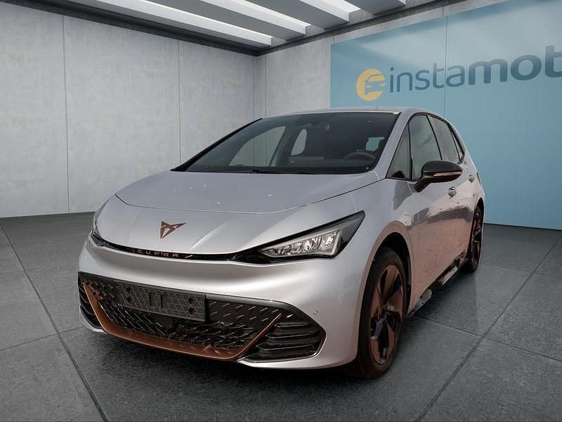 Silber Neu 2025 Cupra Born Kleinwagen | 39.799 € (Fairer Preis) - Bild 1/4