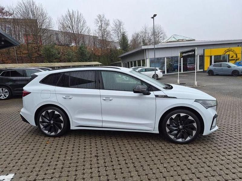 Gebraucht Skoda Enyaq iV SportLine 150 kW (204 PS) 2021 Bila moon/moon white SUV