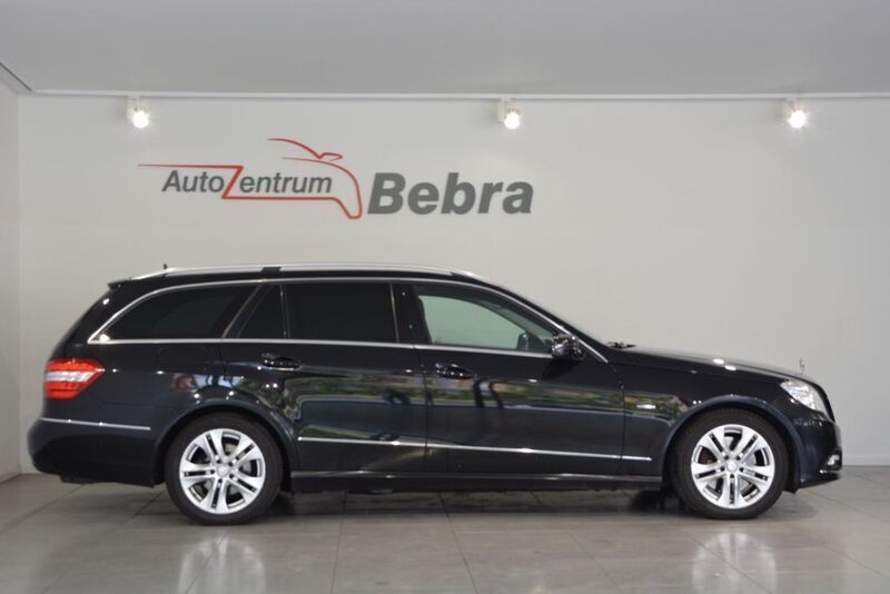 Gebraucht Mercedes E250 204 PS (150 kW) 2011 Schwarz Kombi