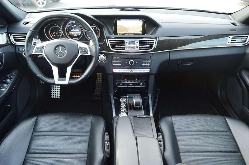 Gebraucht Mercedes E63 AMG AMG 557 PS (409 kW) 2015 Weiß Limousine