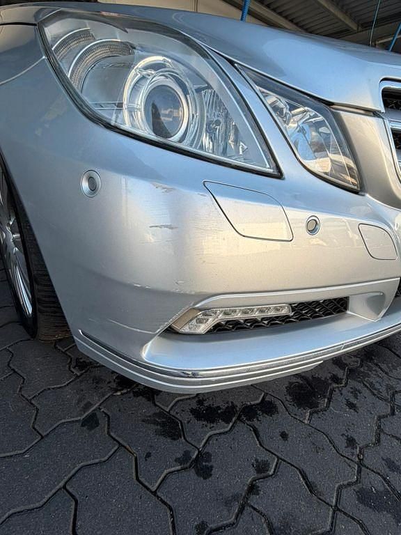 Gebraucht Mercedes E350 292 PS (214 kW) 2009 Silber Coupé