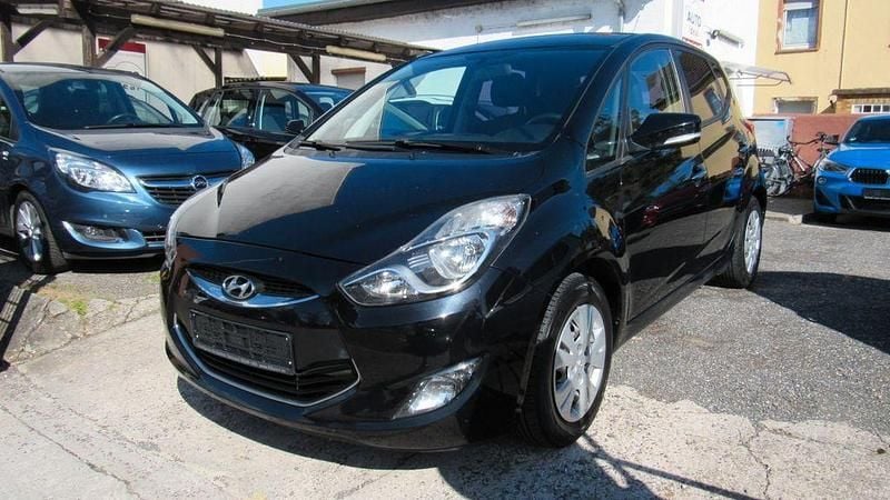 Schwarz Gebraucht 2012 Hyundai ix20 Comfort Van / Kleinbus | 2.999 € (Guter Preis) - Bild 1/4