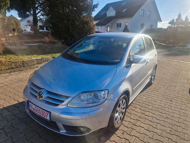 Gebraucht VW Golf Plus Cross Comfortline 116 PS (85 kW) 2006 Silber Van / Kleinbus