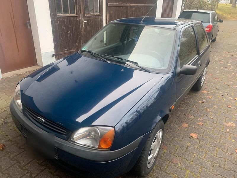 Blau Gebraucht 2000 Ford Fiesta Kleinwagen | 1.400 € - Bild 1/4