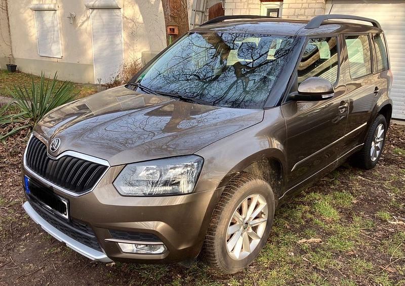 Gebraucht Skoda Yeti 110 PS (80 kW) 2017 Braun SUV