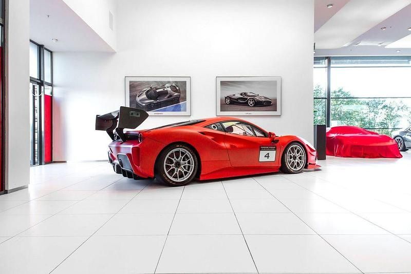 Gebraucht Ferrari 488 670 PS (492 kW) 2018 Rot