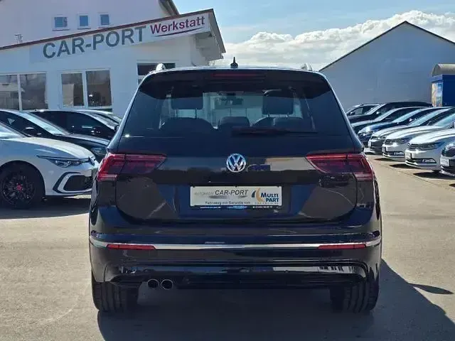Gebraucht VW Tiguan Highline 180 PS (132 kW) 2018 Schwarz SUV