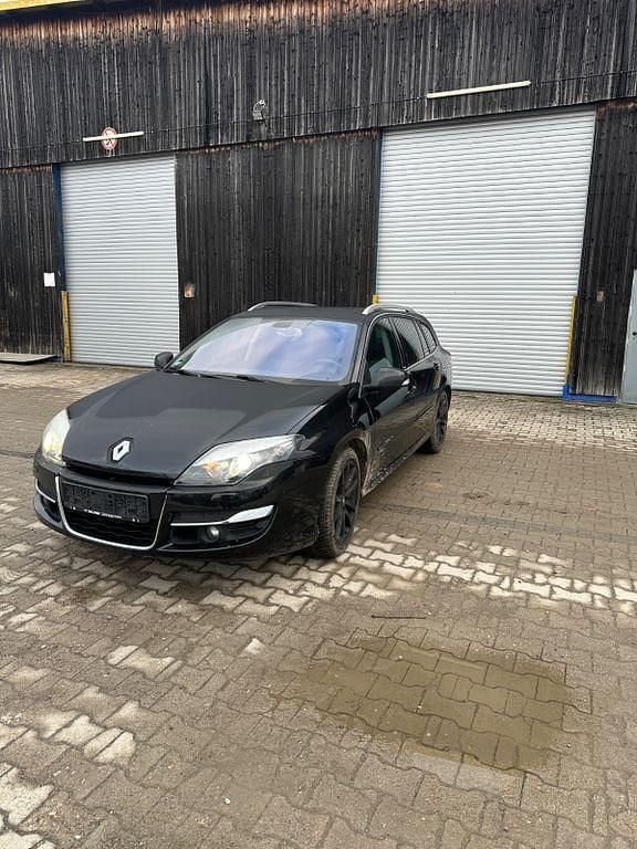 Schwarz Gebraucht 2011 Renault Laguna GrandTour GT Kombi | 4.500 € (Fairer Preis) - Bild 1/4