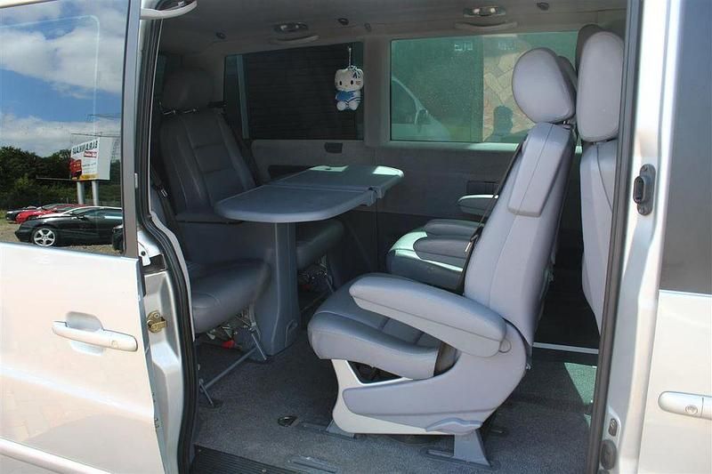 Gebraucht Mercedes V220 122 PS (89 kW) 2001 Silber Van / Kleinbus