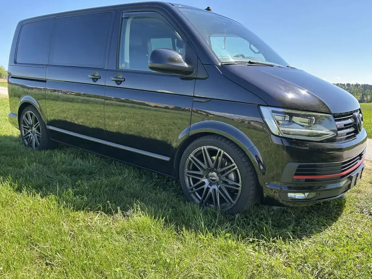 Gebraucht VW Multivan Comfortline 204 PS (150 kW) 2016 Schwarz Van / Kleinbus