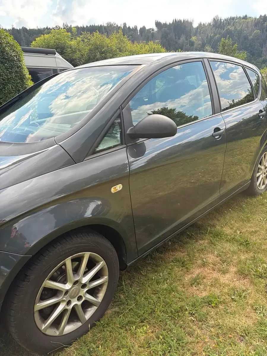 Gebraucht Seat Altea 102 PS (75 kW) 2006 Grau Van / Kleinbus