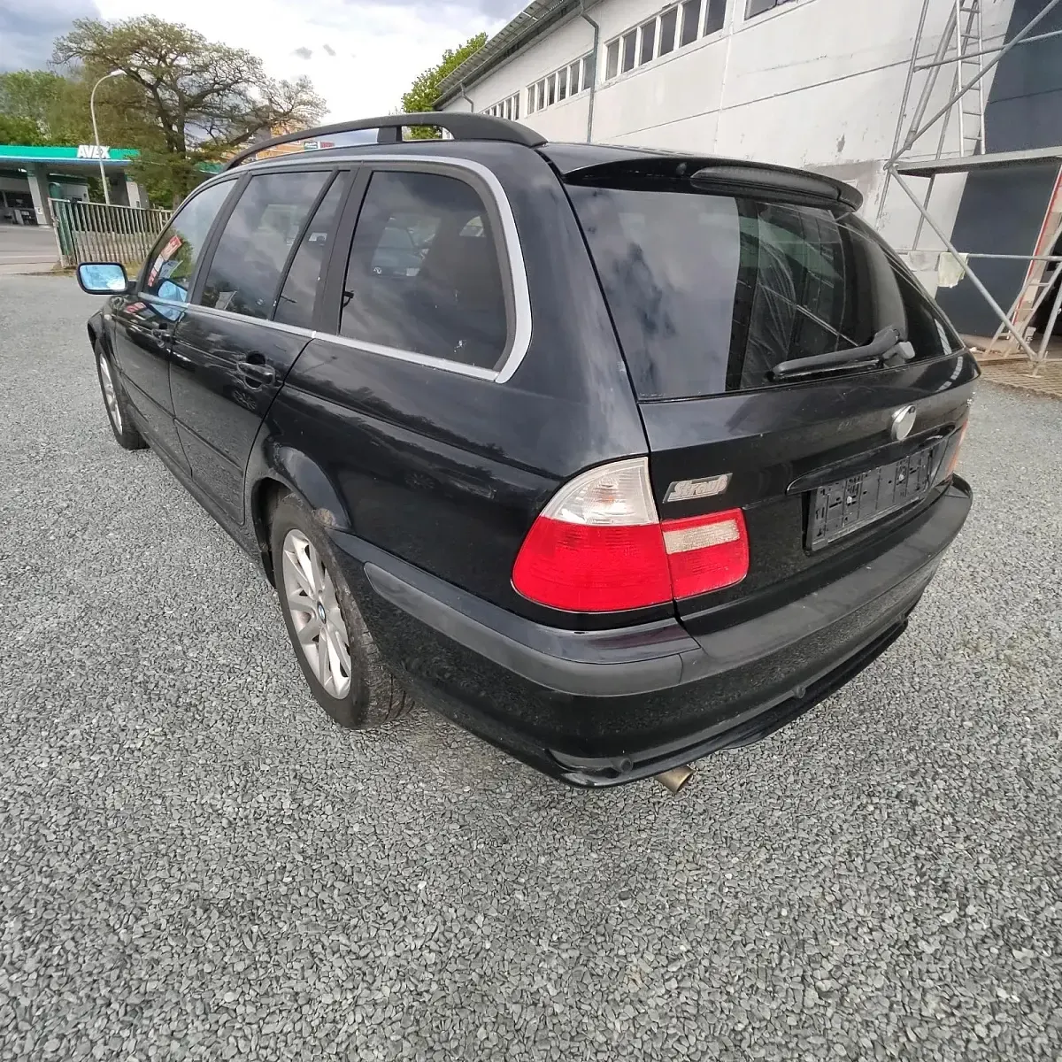 Gebraucht BMW 316 115 PS (84 kW) 2004 Schwarz Kombi