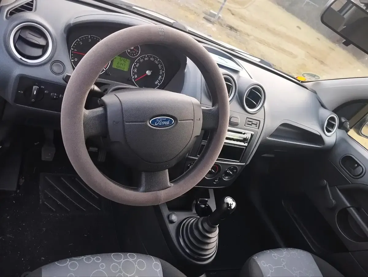 Usata Ford Fiesta 60 CV (44 kW) 2006 Utilitaria