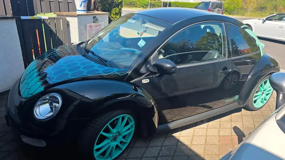 Gebraucht VW New Beetle 170 PS (125 kW) 2002 Schwarz Kleinwagen