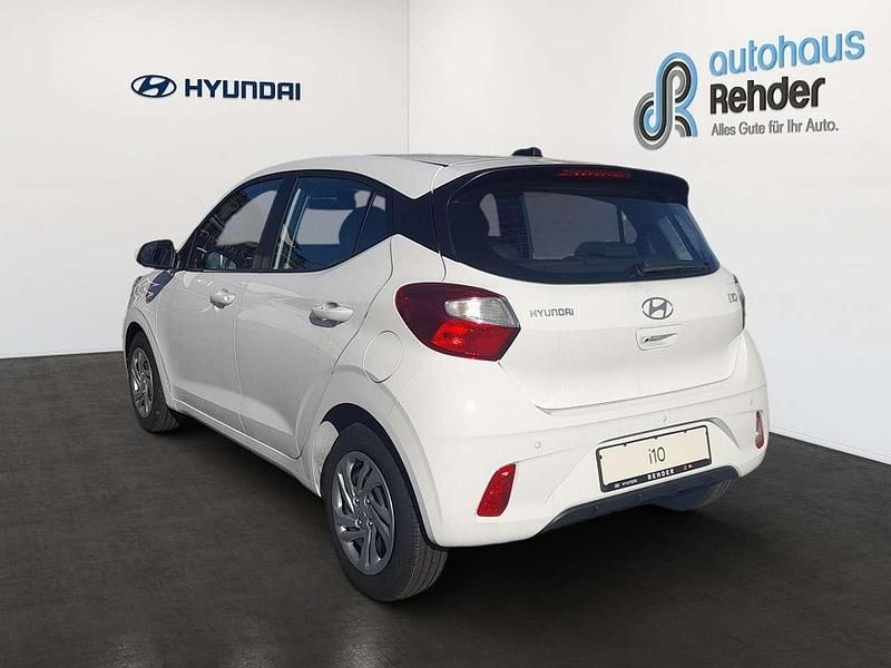 Neu Hyundai i10 Select 63 PS (46 kW) 2025 Atlas white Kleinwagen