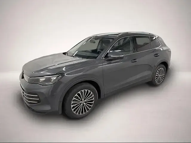 Neu VW Tiguan Style 150 PS (110 kW) 2026 Manufacturer SUV