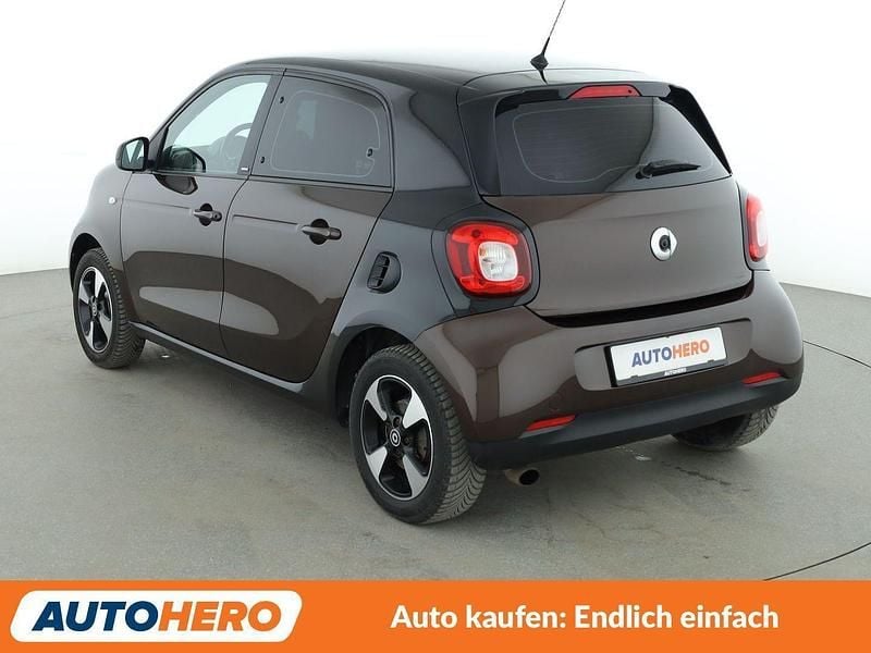 Second-hand Smart ForFour 90 CP (66 kW) 2017 Negru Hatchback