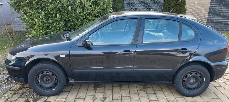 Gebraucht Seat Leon 105 PS (77 kW) 2002 Schwarz Kleinwagen